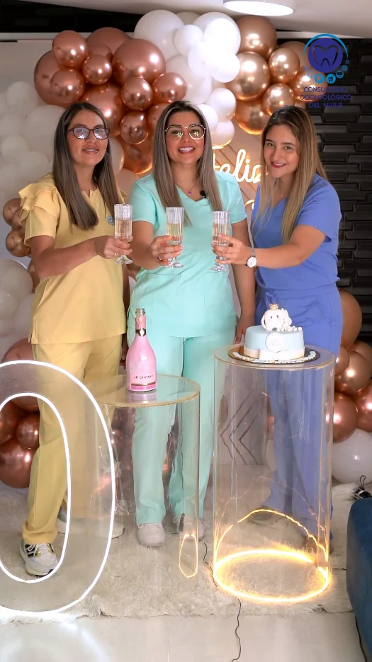 🎉10 años de sonrisas, confianza y gratitud: ¡Feliz aniversario al Consultorio Odontológico del Huila!